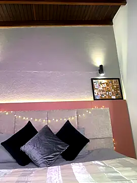 AniiRose online show from November 2025 11:47:01 PM