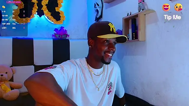 Aroonpapisex online show from March 2026 12:45:02 PM