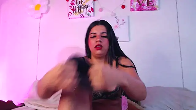 Alice Foster  online show from November 2025 12:06:01 PM