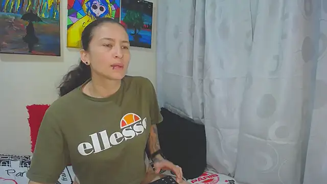 Leyla Horny Bg online show from December 2025 01:46:02 AM