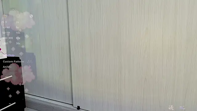 cutehanna1 online show from October 2025 08:31:02 PM