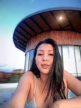 licky lu online show from September 2025 10:46:02 PM