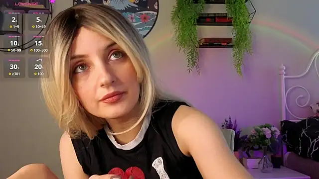 Snapshot of Katty_Lights chatting on November 2025 11:42:02 AM Katty Lights online show from November 2025 11:42:02 AM