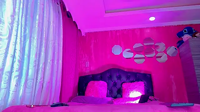 TiffanyMackensyy online show from March 2026 01:46:02 AM