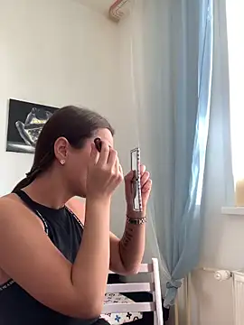 Snapshot of MiraMiss chatting on March 2026 06:39:02 AM MiraMiss online show from March 2026 06:39:02 AM