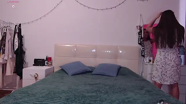 Snapshot of MiraMiss chatting on March 2026 09:31:02 AM MiraMiss online show from March 2026 09:31:02 AM