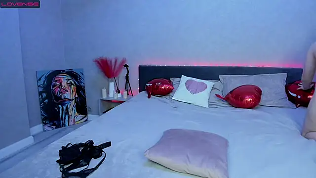 Snapshot of BritneyLix chatting on March 2025 05:54:01 PM BritneyLix online show from March 2025 05:54:01 PM