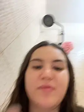 Snapshot of BritneyLix chatting on September 2025 09:37:01 PM BritneyLix online show from September 2025 09:37:01 PM