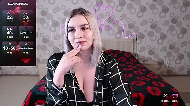 Snapshot of crystal_baby chatting on December 2024 09:33:02 AM crystal baby online show from December 2024 09:33:02 AM