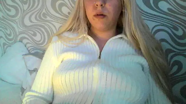 Snapshot of bunnyamy chatting on March 2025 05:07:02 PM bunnyamy online show from March 2025 05:07:02 PM