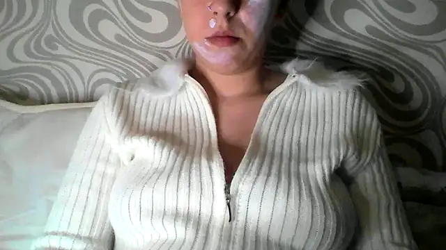 Snapshot of bunnyamy chatting on March 2025 09:10:02 PM bunnyamy online show from March 2025 09:10:02 PM