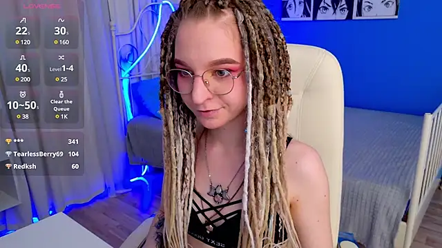 VioletShine online show from February 2025 05:50:01 PM