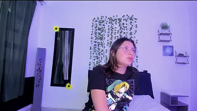 Snapshot of Noellesable chatting on December 2024 08:28:02 PM Noellesable online show from December 2024 08:28:02 PM