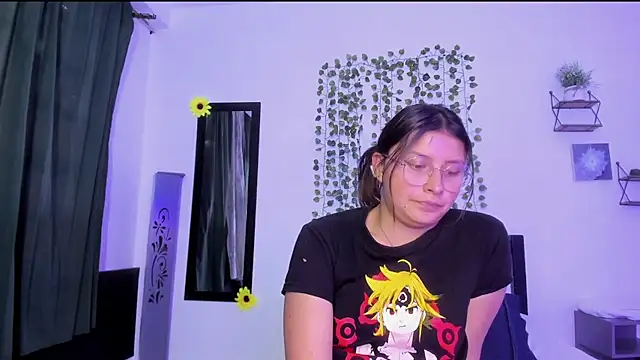 Snapshot of Noellesable chatting on December 2024 10:34:01 PM Noellesable online show from December 2024 10:34:01 PM