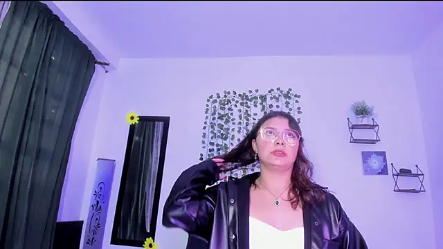 Snapshot of Noellesable chatting on January 2025 05:26:02 PM Noellesable online show from January 2025 05:26:02 PM