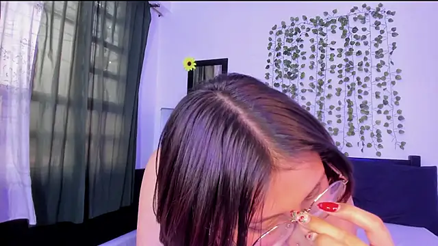 Snapshot of Noellesable chatting on January 2025 08:21:01 PM Noellesable online show from January 2025 08:21:01 PM