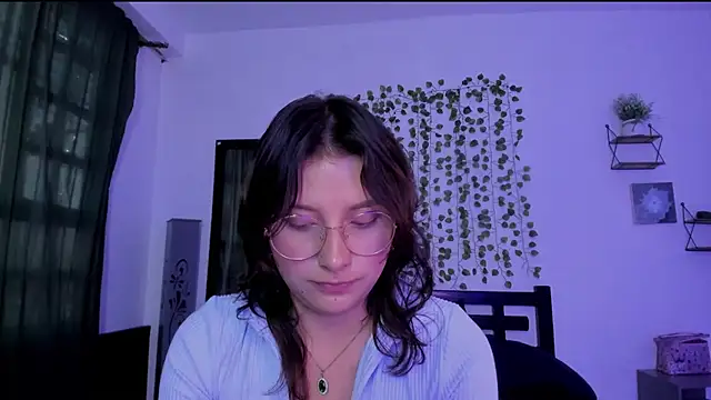 Snapshot of Noellesable chatting on January 2025 09:13:01 PM Noellesable online show from January 2025 09:13:01 PM