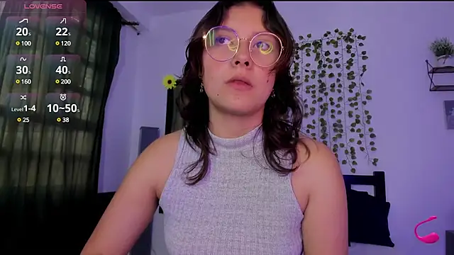 Snapshot of Noellesable chatting on January 2025 05:39:01 PM Noellesable online show from January 2025 05:39:01 PM