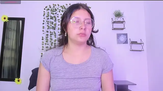 Snapshot of Noellesable chatting on January 2025 05:28:02 PM Noellesable online show from January 2025 05:28:02 PM