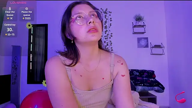 Snapshot of Noellesable chatting on February 2025 09:32:02 PM Noellesable online show from February 2025 09:32:02 PM