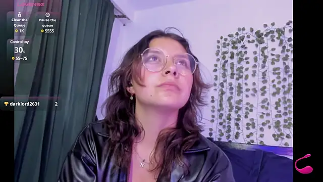 Snapshot of Noellesable chatting on February 2025 05:47:01 PM Noellesable online show from February 2025 05:47:01 PM