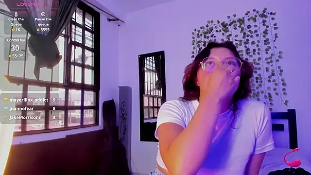 Snapshot of Noellesable chatting on February 2025 09:23:01 PM Noellesable online show from February 2025 09:23:01 PM