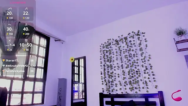 Snapshot of Noellesable chatting on March 2025 06:30:01 PM Noellesable online show from March 2025 06:30:01 PM