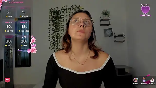 Snapshot of Noellesable chatting on September 2025 05:26:03 PM Noellesable online show from September 2025 05:26:03 PM