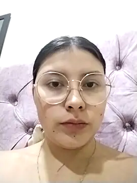 Snapshot of Noellesable chatting on October 2025 08:58:01 PM Noellesable online show from October 2025 08:58:01 PM