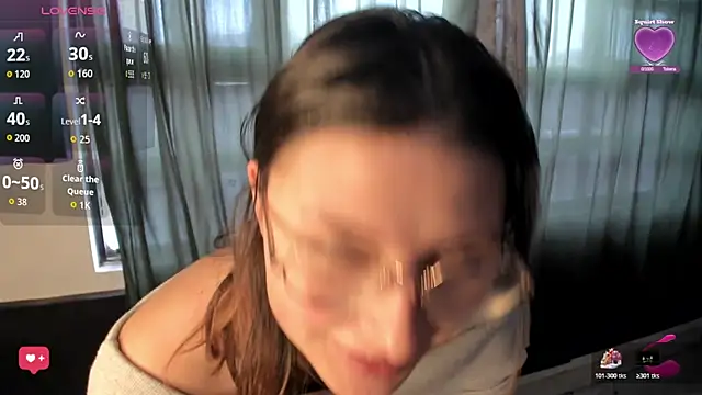 Snapshot of Noellesable chatting on October 2025 05:15:02 PM Noellesable online show from October 2025 05:15:02 PM