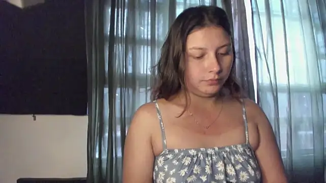 Snapshot of Noellesable chatting on December 2025 05:29:02 PM Noellesable online show from December 2025 05:29:02 PM