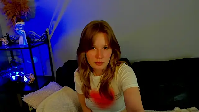 EvaStevs online show from December 2024 07:54:01 PM