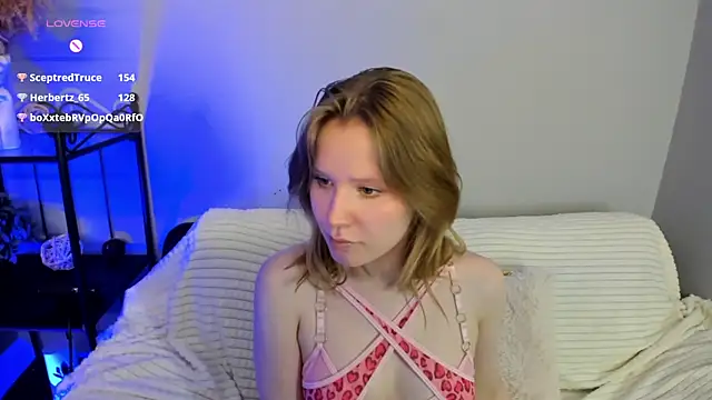 EvaStevs online show from January 2025 04:23:01 AM