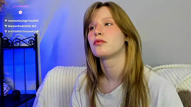 EvaStevs online show from January 2025 10:40:01 PM