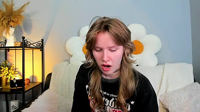 EvaStevs online show from February 2025 04:03:01 AM