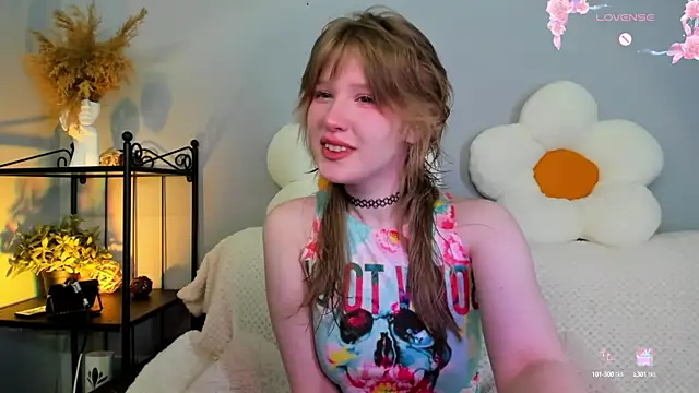 EvaStevs online show from February 2025 04:21:02 PM