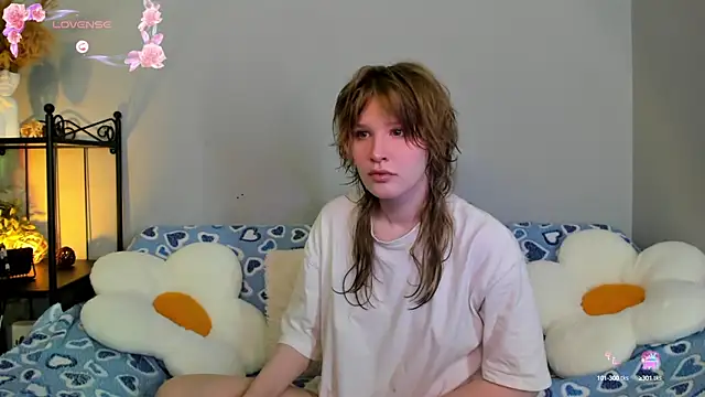 EvaStevs online show from February 2025 06:45:01 PM