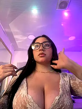 Snapshot of i_akane chatting on October 2025 02:07:02 PM i akane online show from October 2025 02:07:02 PM