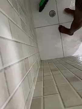 rodrigo21Cm  online show from December 2024 01:15:02 AM