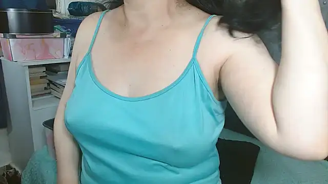 maturepriscila online show from March 2026 10:43:02 PM