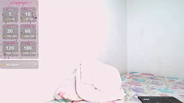 Snapshot of carolina-7 chatting on January 2025 06:23:02 AM carolina-7 online show from January 2025 06:23:02 AM