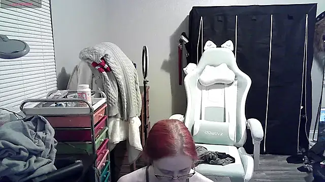 LilyFoxxx online show from January 2025 07:15:01 AM