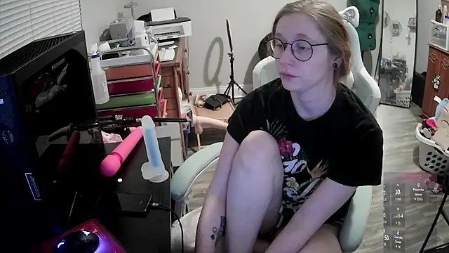 LilyFoxxx online show from February 2026 06:09:02 AM