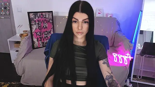 Snapshot of Tiffany_lab chatting on November 2025 01:22:02 PM Tiffany lab online show from November 2025 01:22:02 PM