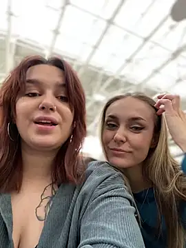 Snapshot of Burning_girlss chatting on December 2024 07:08:01 AM Burning girlss online show from December 2024 07:08:01 AM