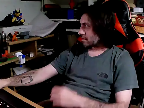 Snapshot of johnwood88 chatting on November 2025 04:36:01 AM johnwood88 online show from November 2025 04:36:01 AM