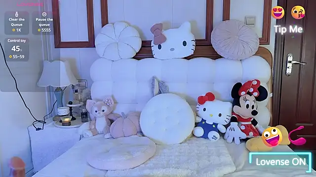 Unique-yiyi online show from January 2025 09:23:02 PM