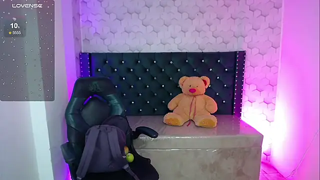 Sofi hot 4m online show from November 2025 12:38:02 PM