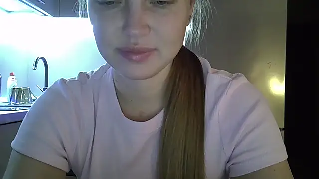 Snapshot of Lucky_Anna chatting on March 2026 08:15:01 PM Lucky Anna online show from March 2026 08:15:01 PM