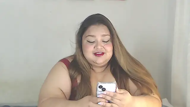 Snapshot of lovemyfatpussy chatting on November 2025 05:40:02 AM lovemyfatpussy online show from November 2025 05:40:02 AM